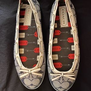 NEW COACH women’s SZ 11 Shoes